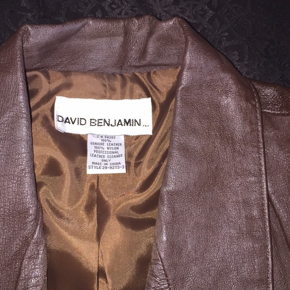 Blazer - Picture 5 of 5